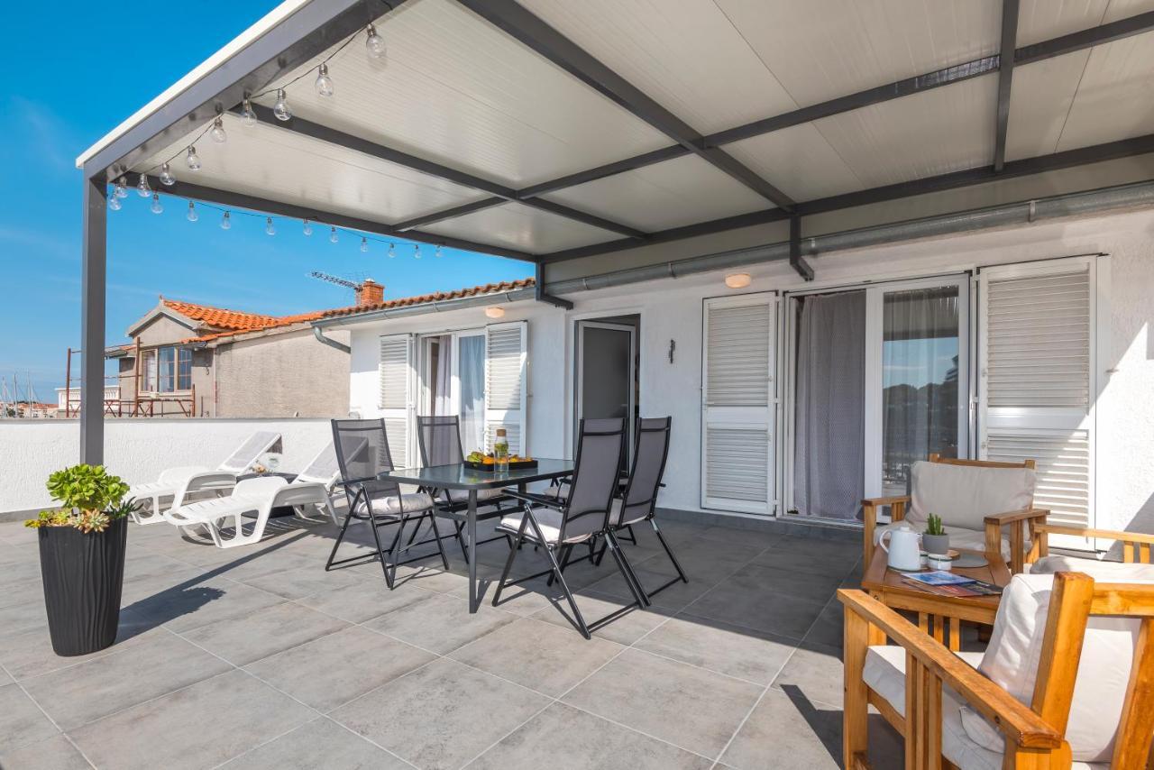 Apartment And Rooms Dalmatiko Vodice Ngoại thất bức ảnh