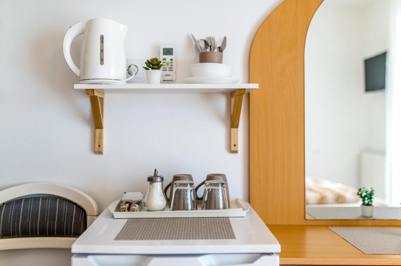 Apartment And Rooms Dalmatiko Vodice Ngoại thất bức ảnh
