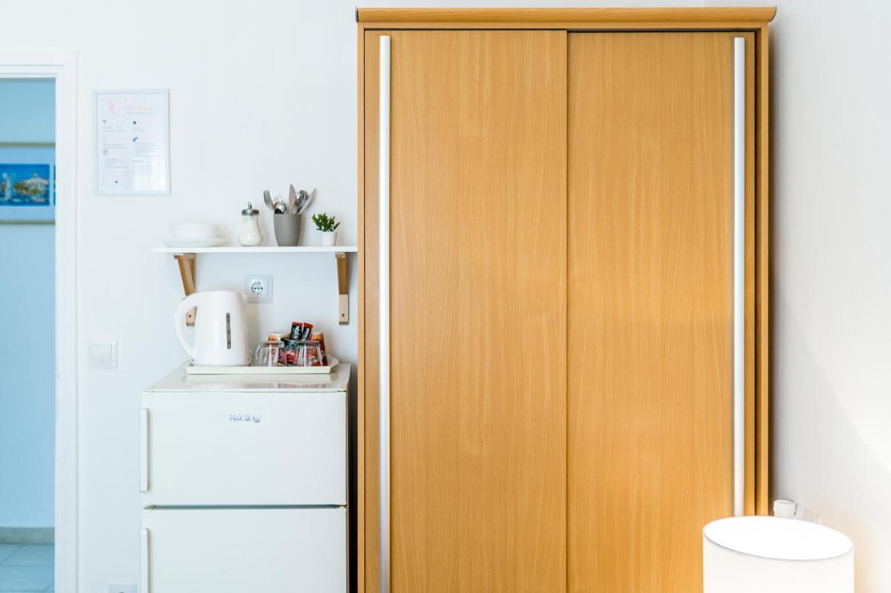 Apartment And Rooms Dalmatiko Vodice Ngoại thất bức ảnh